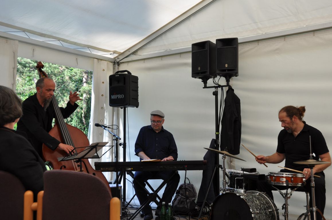 Trio Kukulenz bei der Eröffnung der Sonderausstellung Wir machen ein Fass auf! Bier brauen und trinken im Paderborner Land